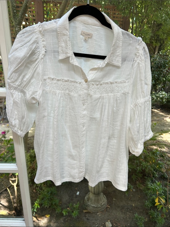 Pilcro Tops - Pilcro White Button-Front Lace-Yoke Peasant Blouse